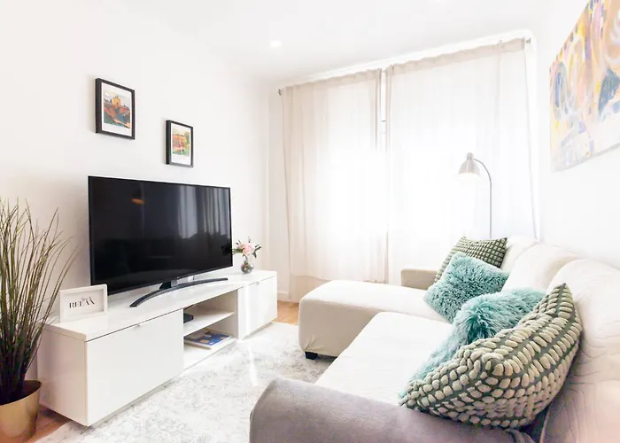 Serene 2-Bedroom Flat With Garden View In Benfica
