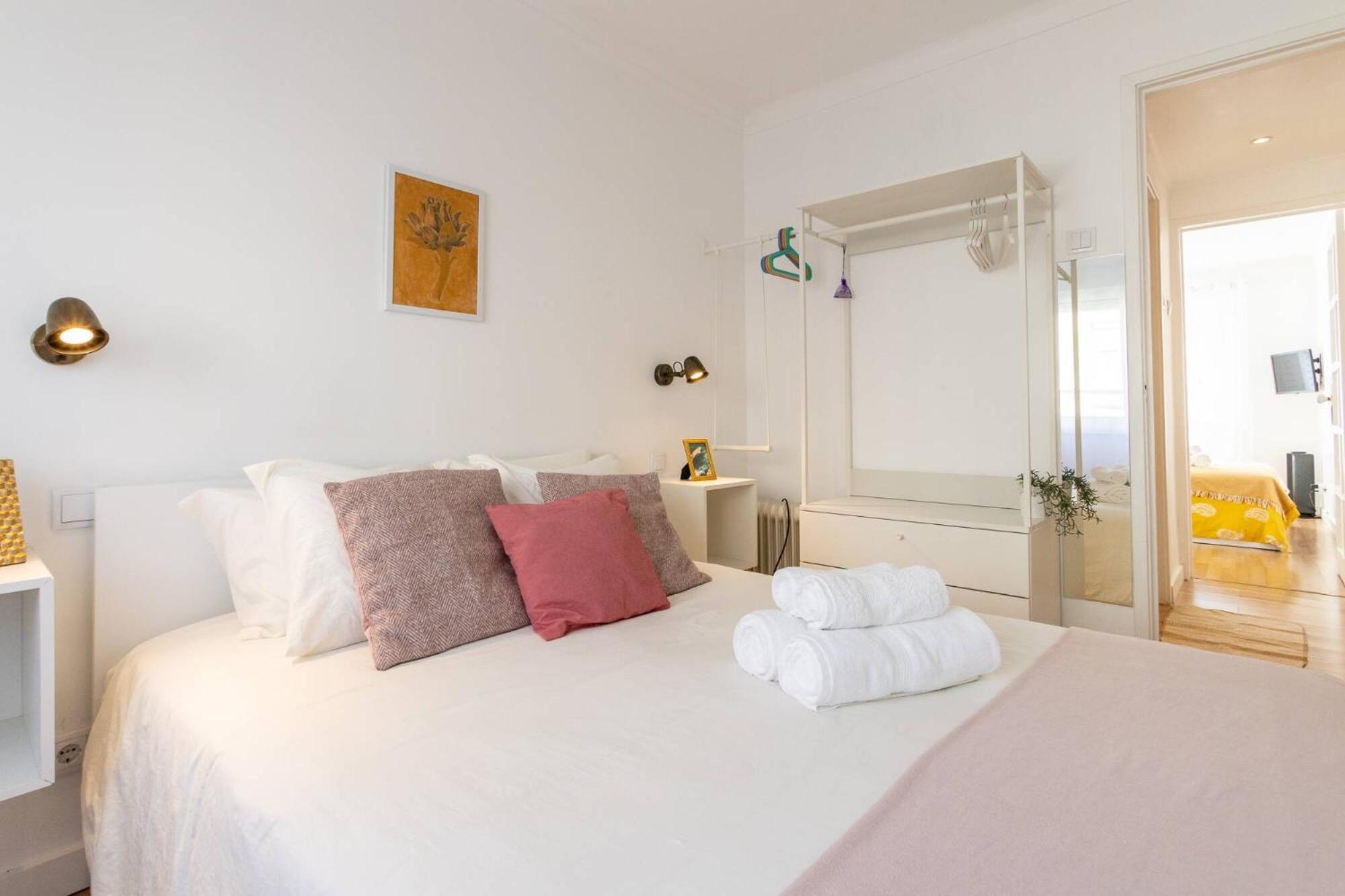Serene 2-bedroom Flat With Garden View In Benfica Apartamento Lisboa