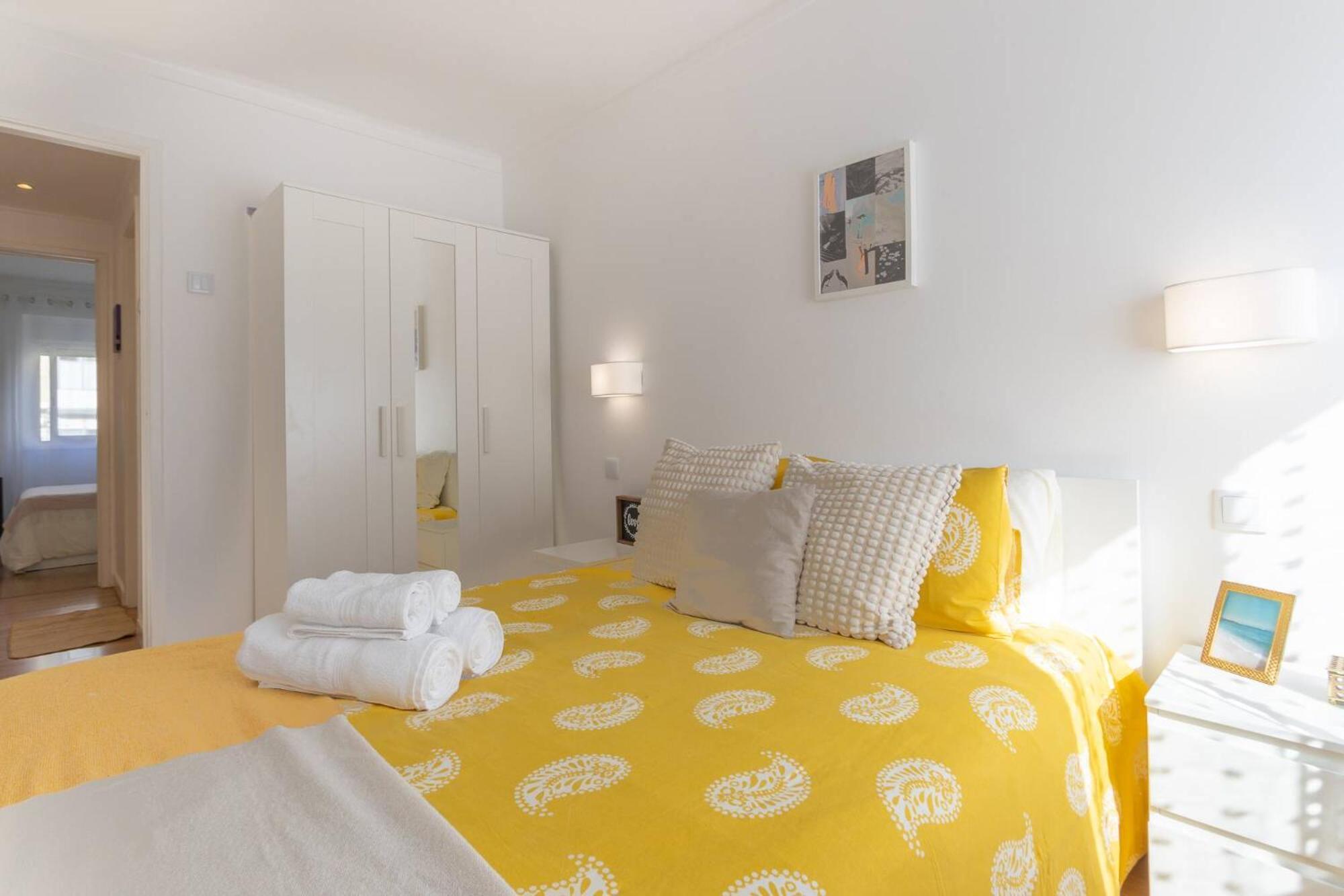Serene 2-bedroom Flat With Garden View In Benfica Apartamento Lisboa