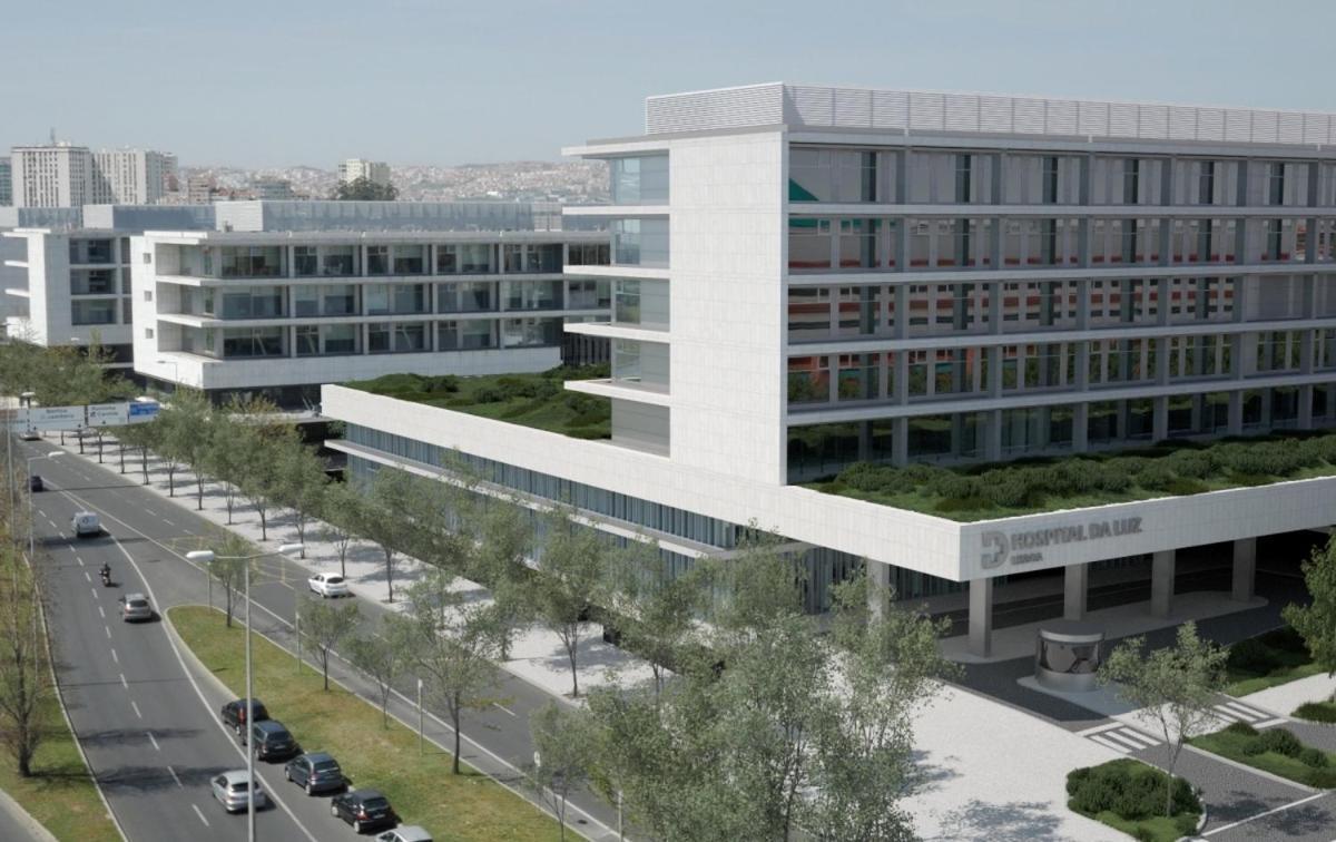 Apartment Serene 2-bedroom Flat With Garden View In Benfica